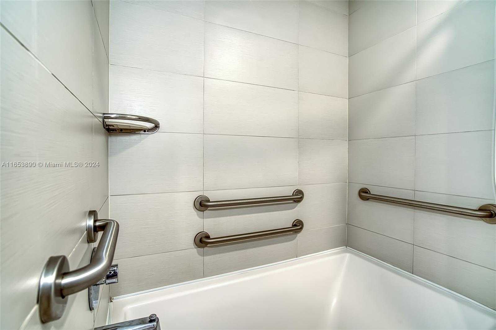 Small Image of 2602 EAST HALLANDALE BEACH BLVD #R2304, Hallandale Beach Number 25