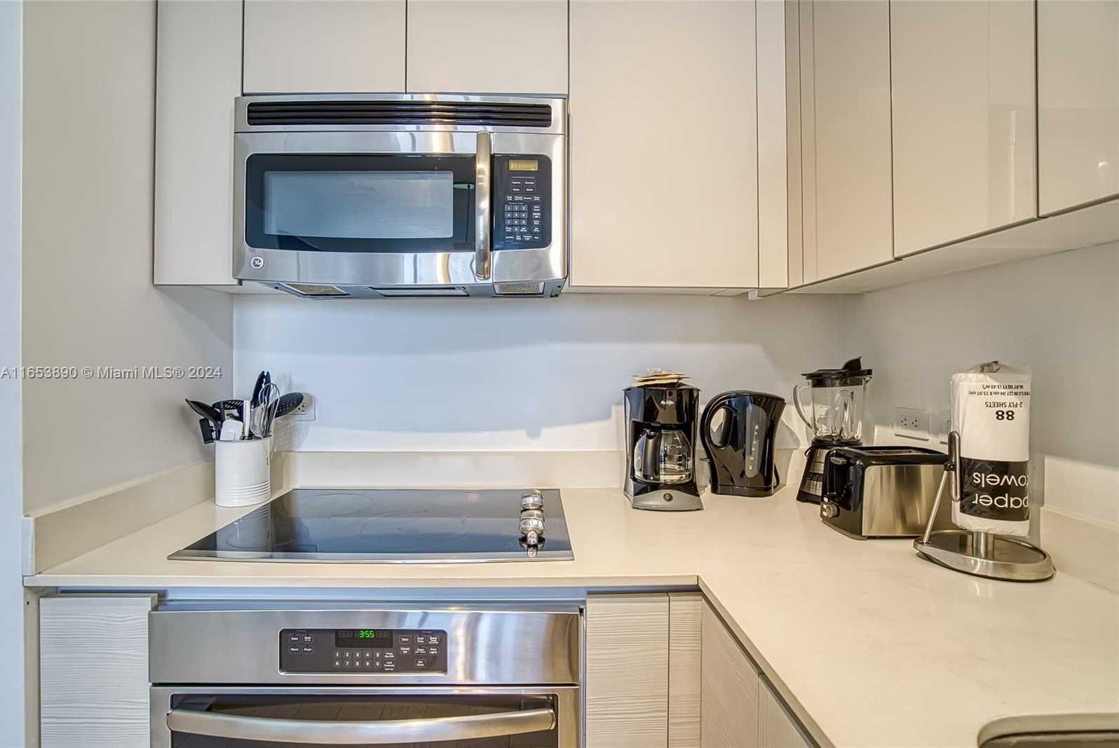 Small Image of 2602 EAST HALLANDALE BEACH BLVD #R2304, Hallandale Beach Number 4