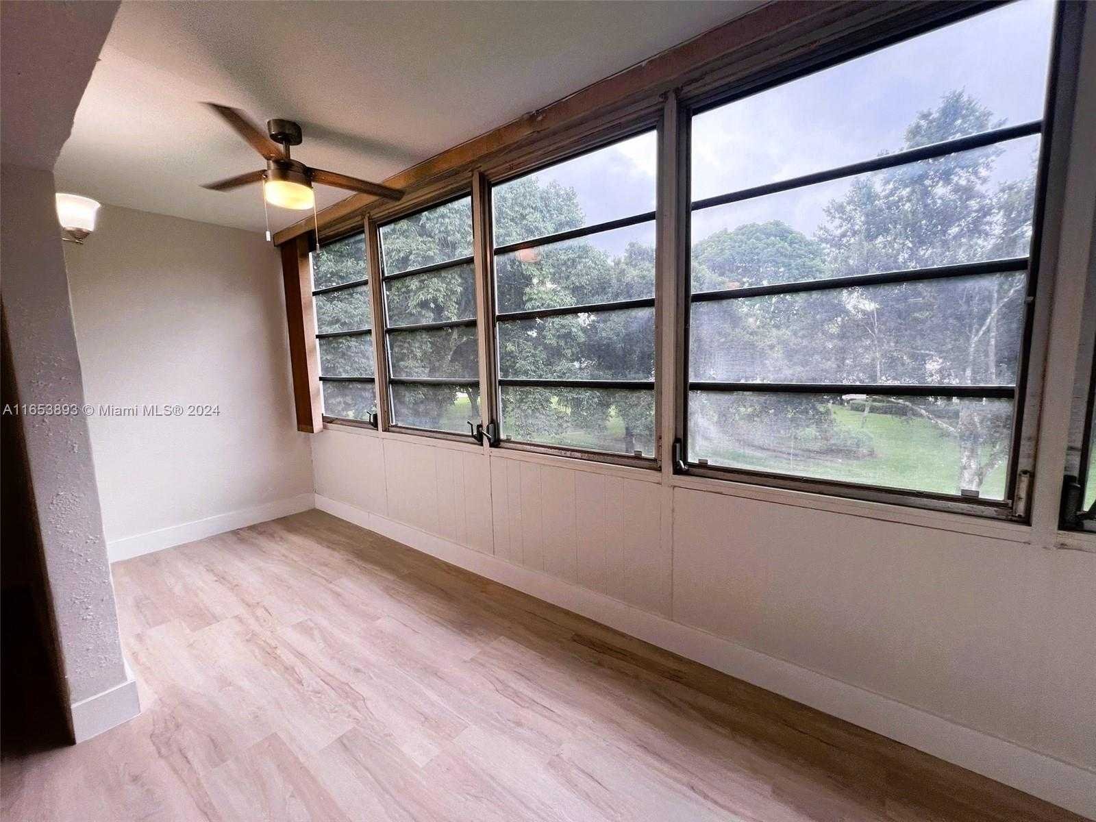 Small Image of 2002 GRANADA DR #J3, Coconut Creek Number 25