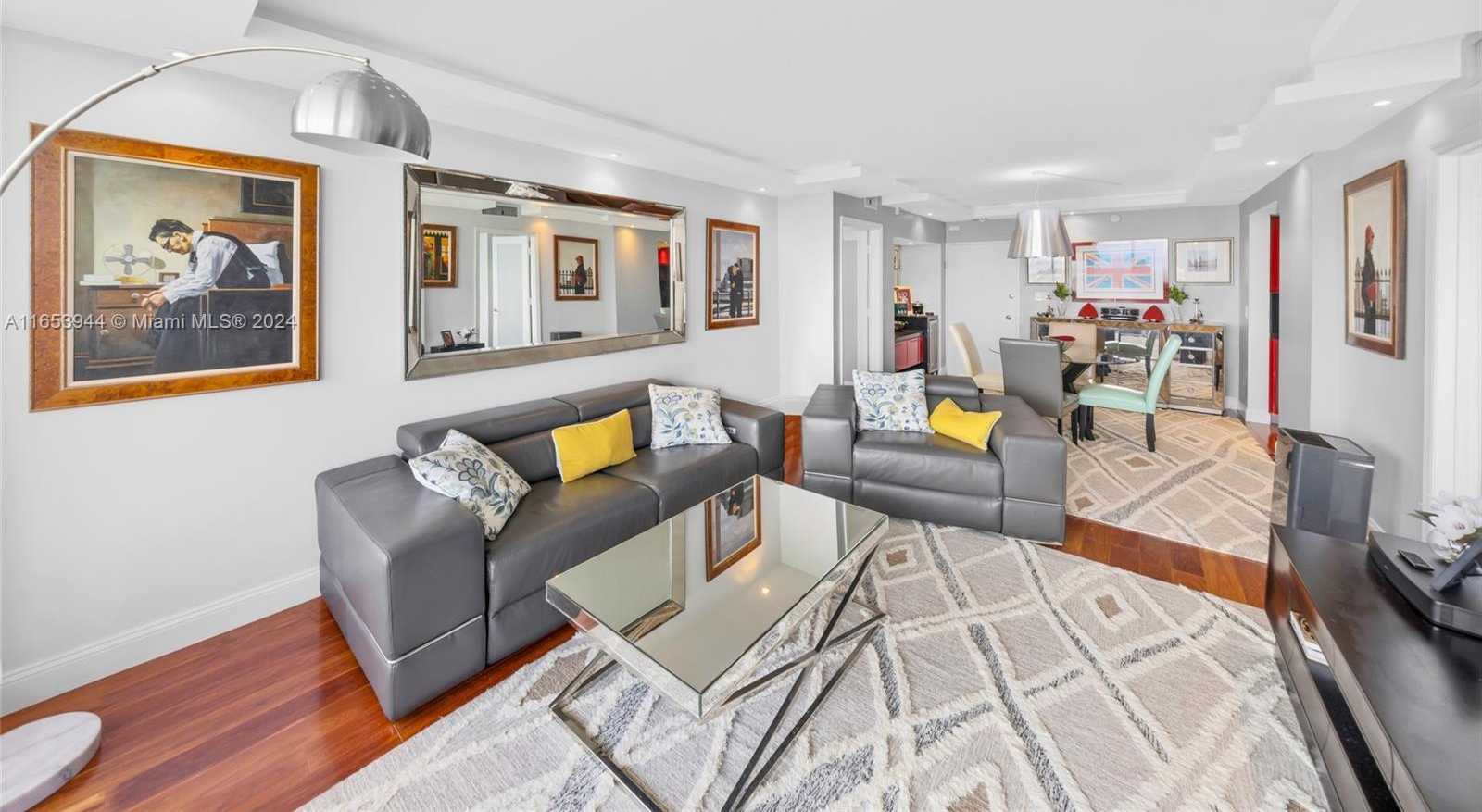 Small Image of 5600 COLLINS AVE #14M, Miami Beach Number 10