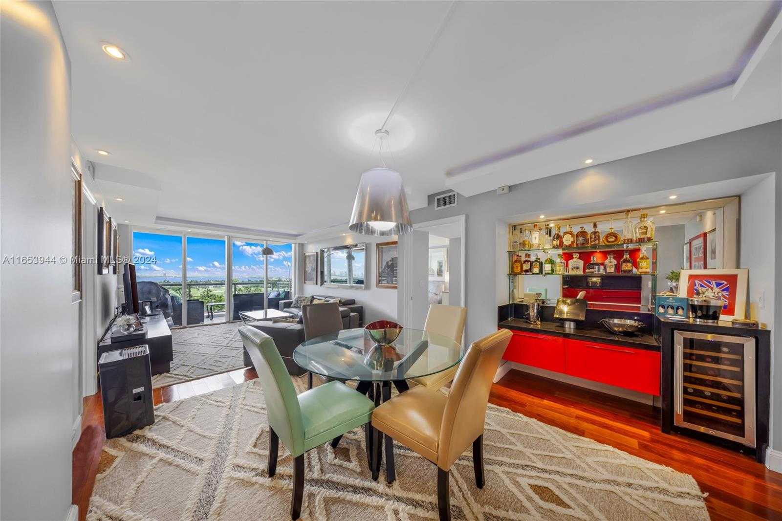 Small Image of 5600 COLLINS AVE #14M, Miami Beach Number 12