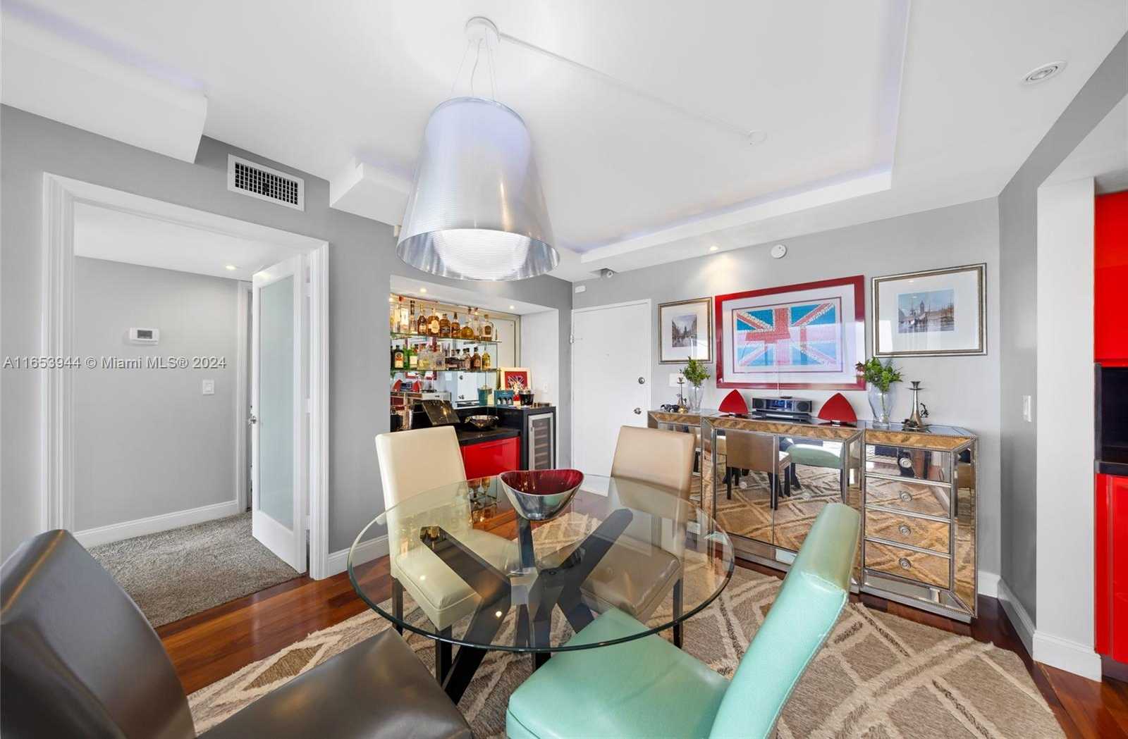Small Image of 5600 COLLINS AVE #14M, Miami Beach Number 16
