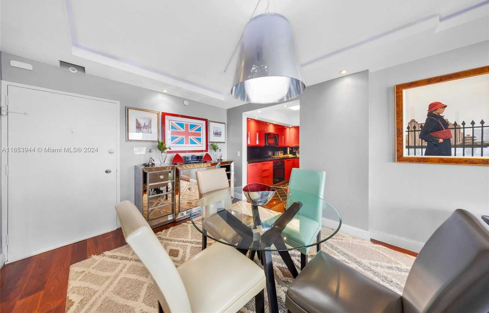 Small Image of 5600 COLLINS AVE #14M, Miami Beach Number 17