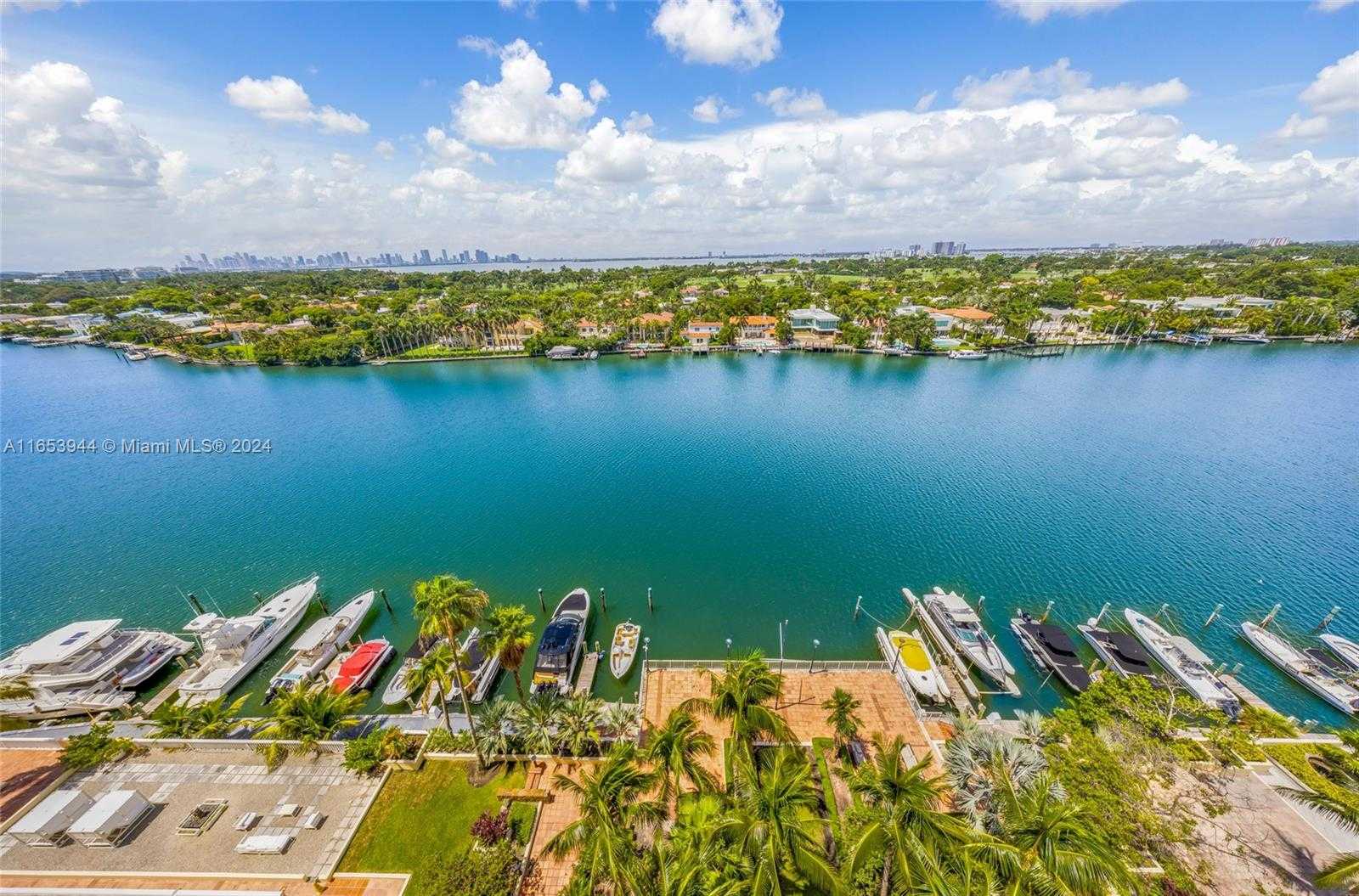 Small Image of 5600 COLLINS AVE #14M, Miami Beach Number 2