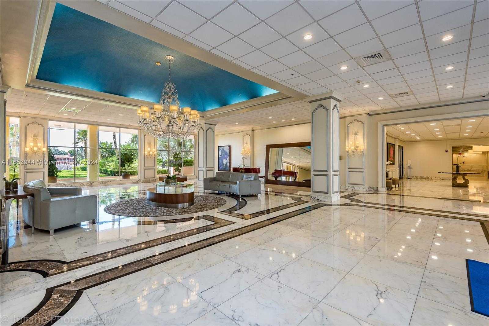 Small Image of 5600 COLLINS AVE #14M, Miami Beach Number 33