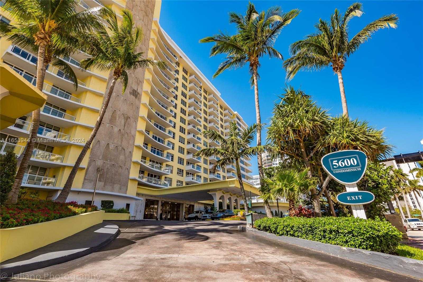 Small Image of 5600 COLLINS AVE #14M, Miami Beach Number 34