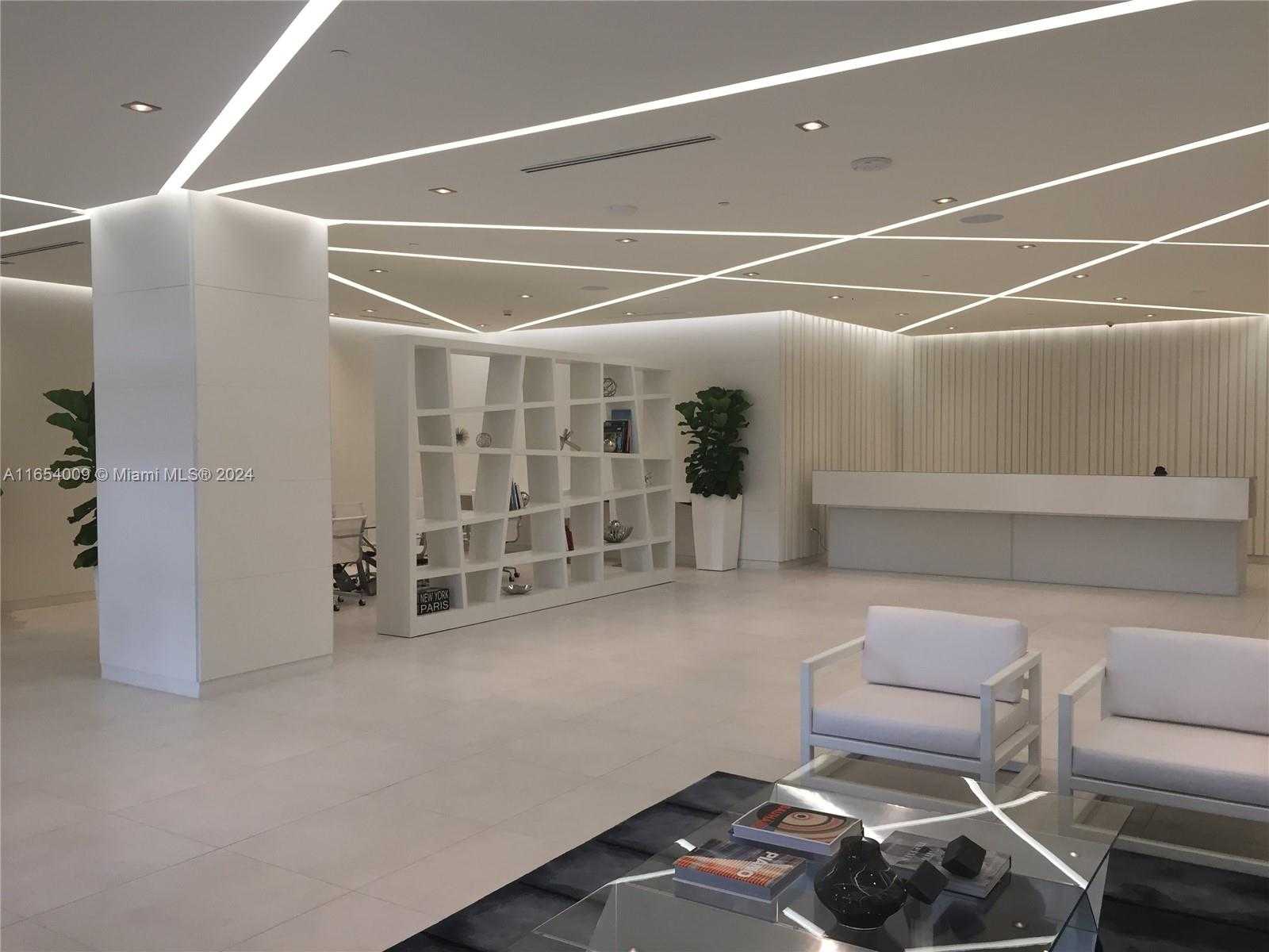 Small Image of 4250 BISCAYNE BLVD #1211, Miami Number 7