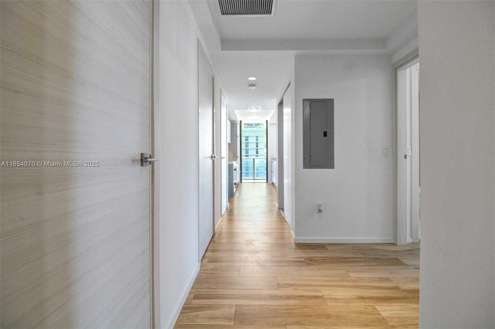 Small Image of 801 SOUTH MIAMI AVE #4309, Miami Number 21