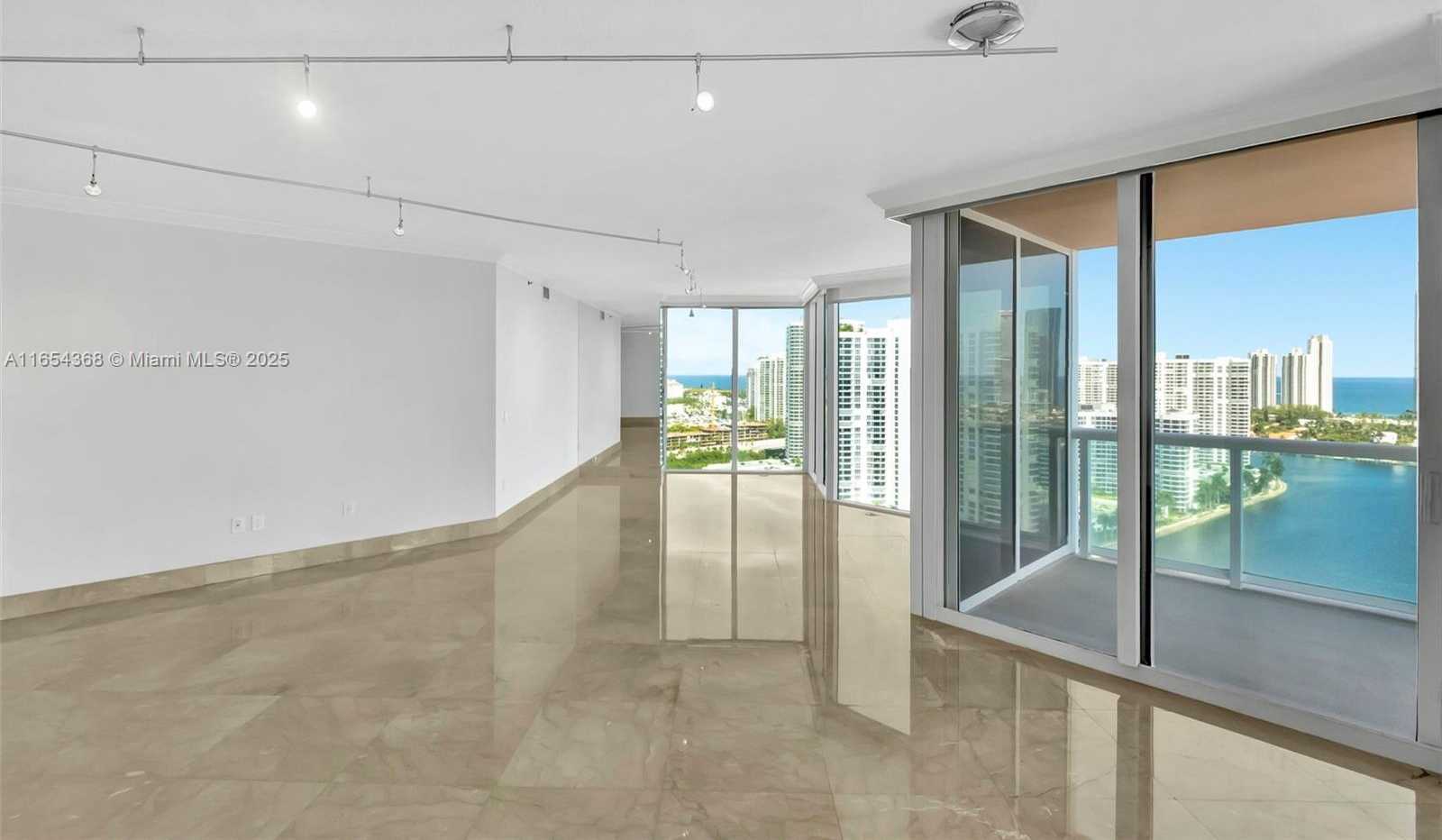 Small Image of 3370 HIDDEN BAY DR #2708, Aventura Number 15