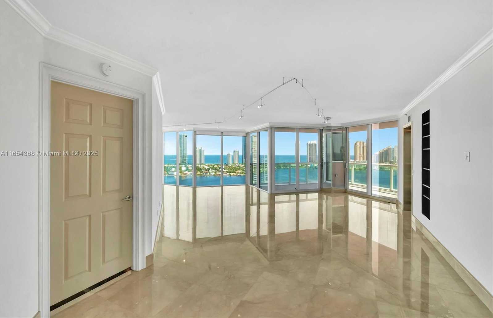 Small Image of 3370 HIDDEN BAY DR #2708, Aventura Number 18