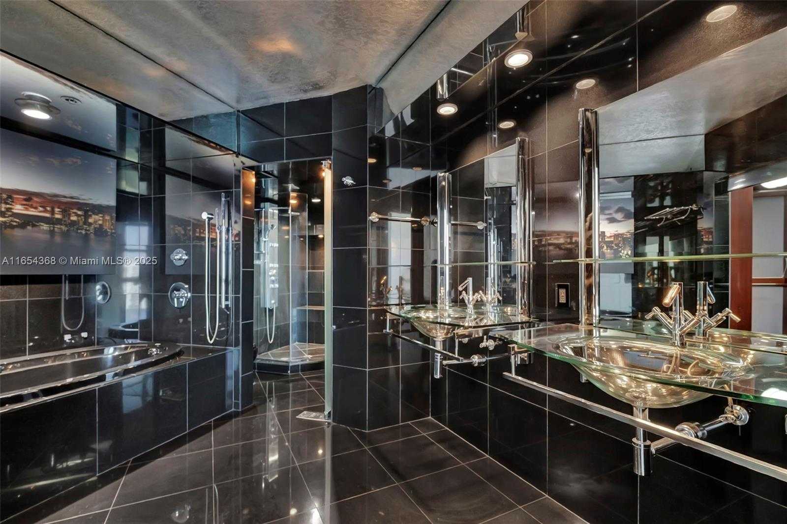 Small Image of 3370 HIDDEN BAY DR #2708, Aventura Number 28