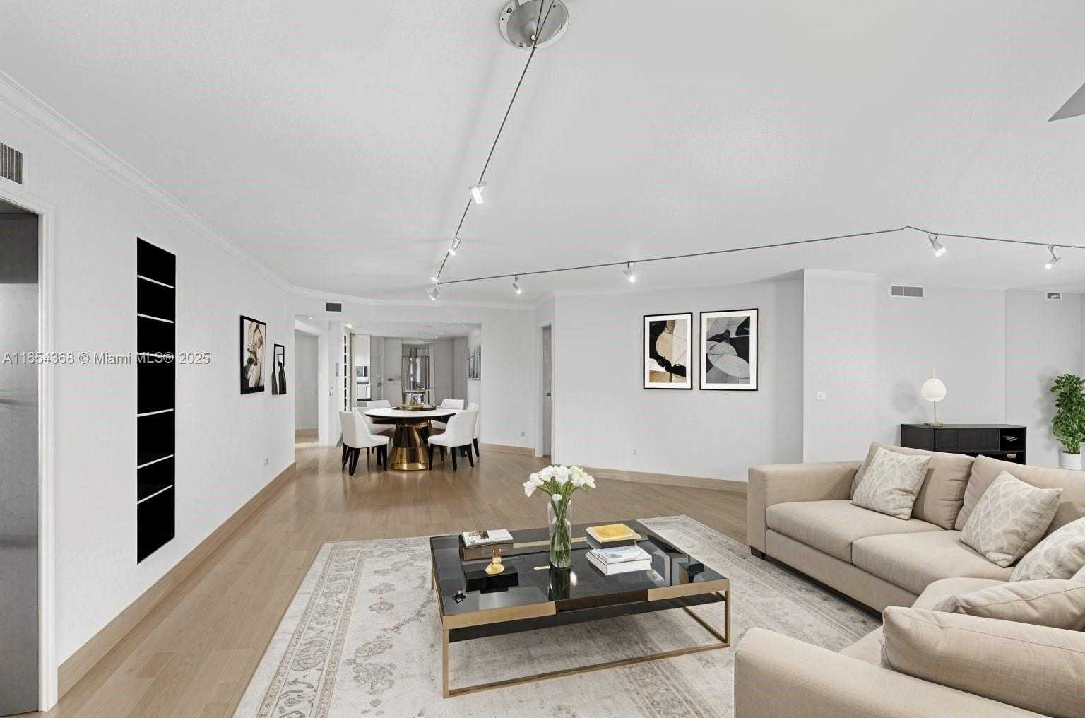 Small Image of 3370 HIDDEN BAY DR #2708, Aventura Number 4