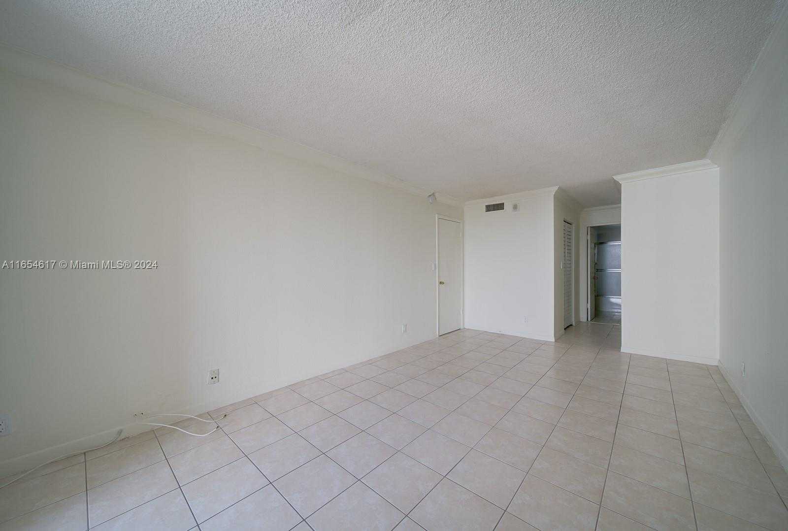 Small Image of 2903 NORTH MIAMI BEACH BLVD #1006, North Miami Beach Number 4
