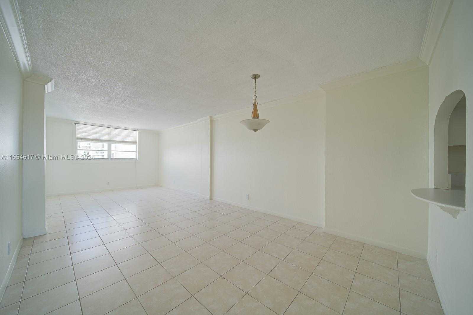 Small Image of 2903 NORTH MIAMI BEACH BLVD #1006, North Miami Beach Number 8