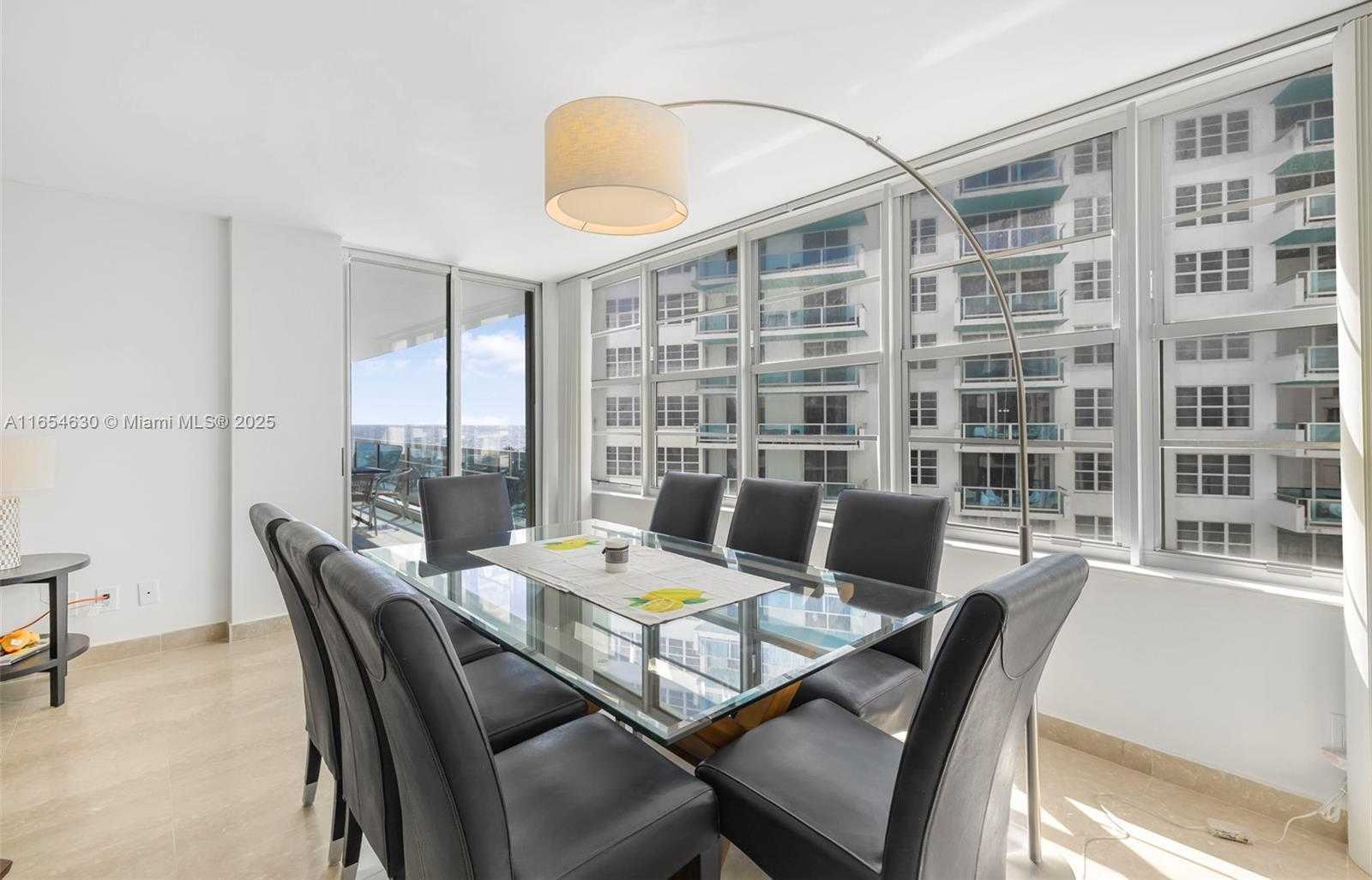 Small Image of 5151 COLLINS AVE #730 +DEN, Miami Beach Number 2