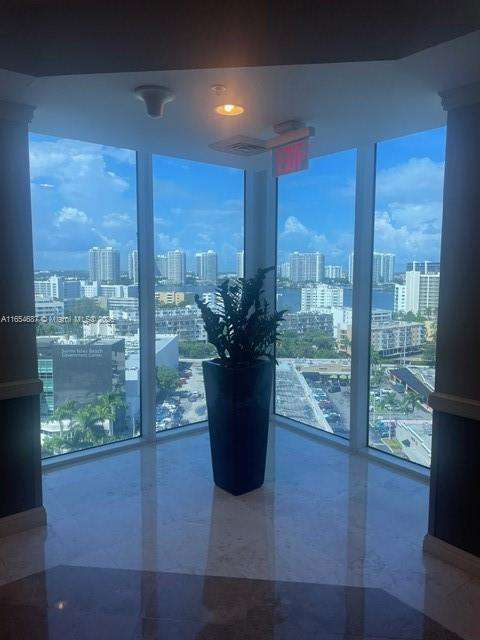 Small Image of 18001 COLLING AVE #1117, Sunny Isles Beach Number 19