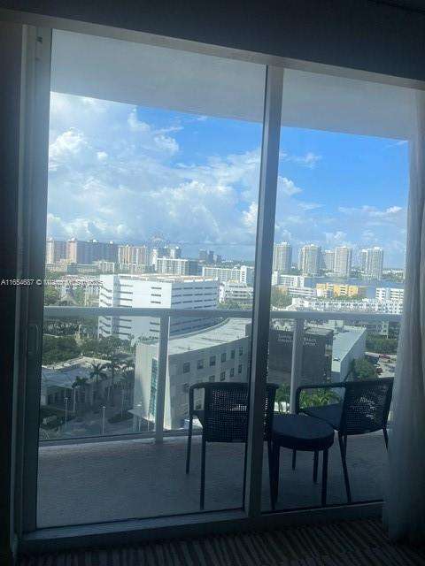 Small Image of 18001 COLLING AVE #1117, Sunny Isles Beach Number 27