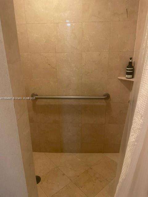 Small Image of 18001 COLLING AVE #1117, Sunny Isles Beach Number 33