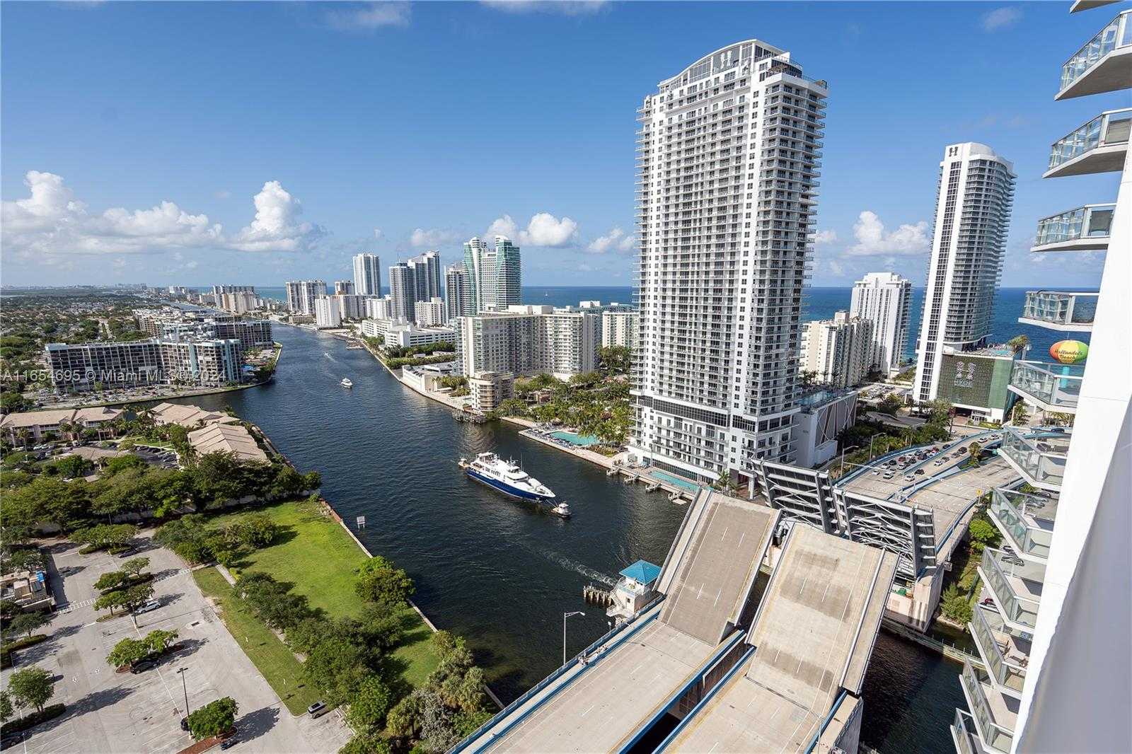 Small Image of 2602 EAST HALLANDALE BEACH BLVD #R2704, Hallandale Beach Number 5