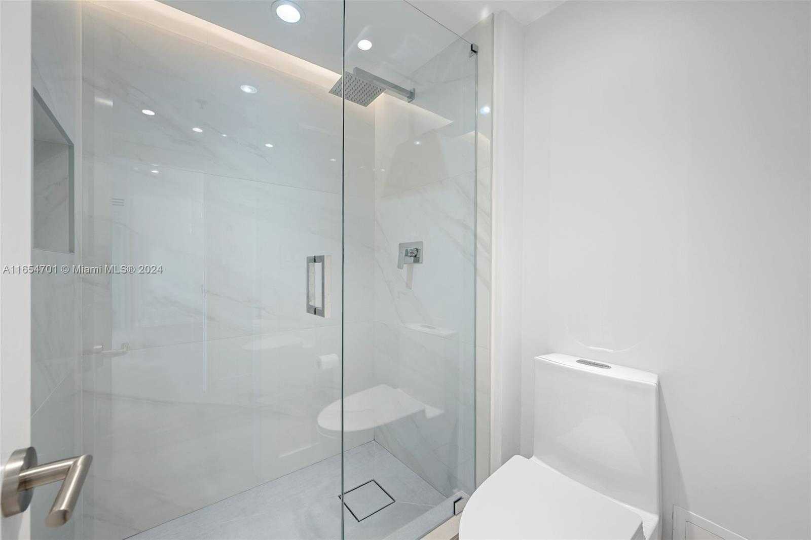 Small Image of 20505 EAST COUNTRY CLUB DR #231, Aventura Number 22