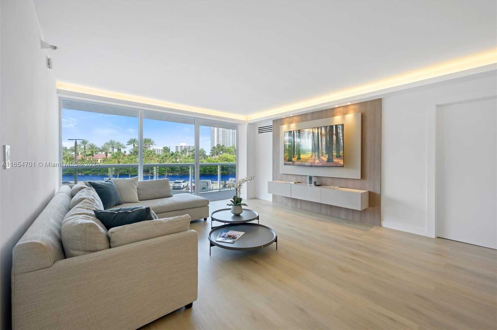 Small Image of 20505 EAST COUNTRY CLUB DR #231, Aventura Number 3
