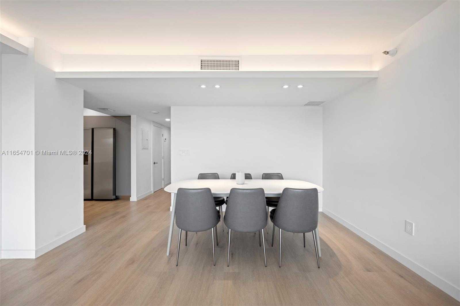 Small Image of 20505 EAST COUNTRY CLUB DR #231, Aventura Number 8