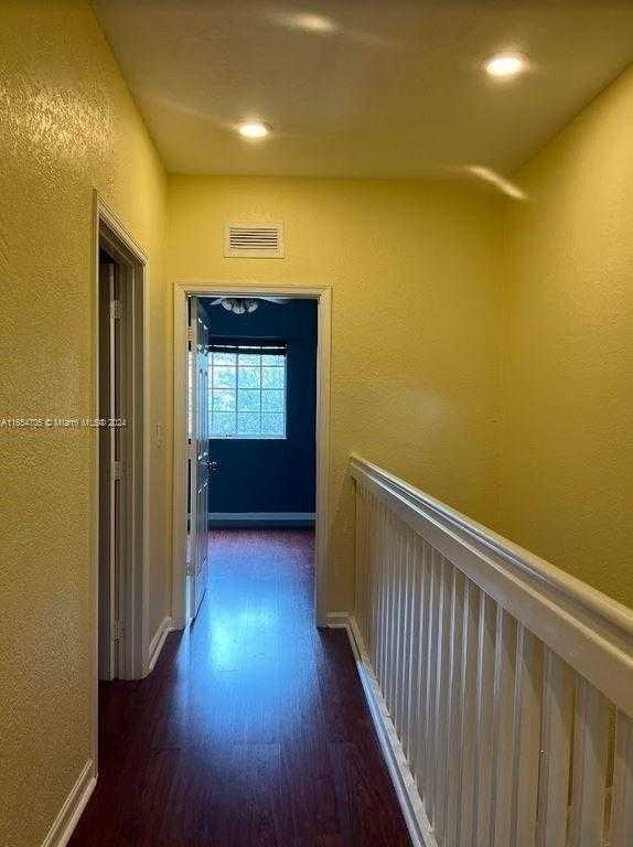 Small Image of 6407 CATALINA LN #6407, Tamarac Number 11