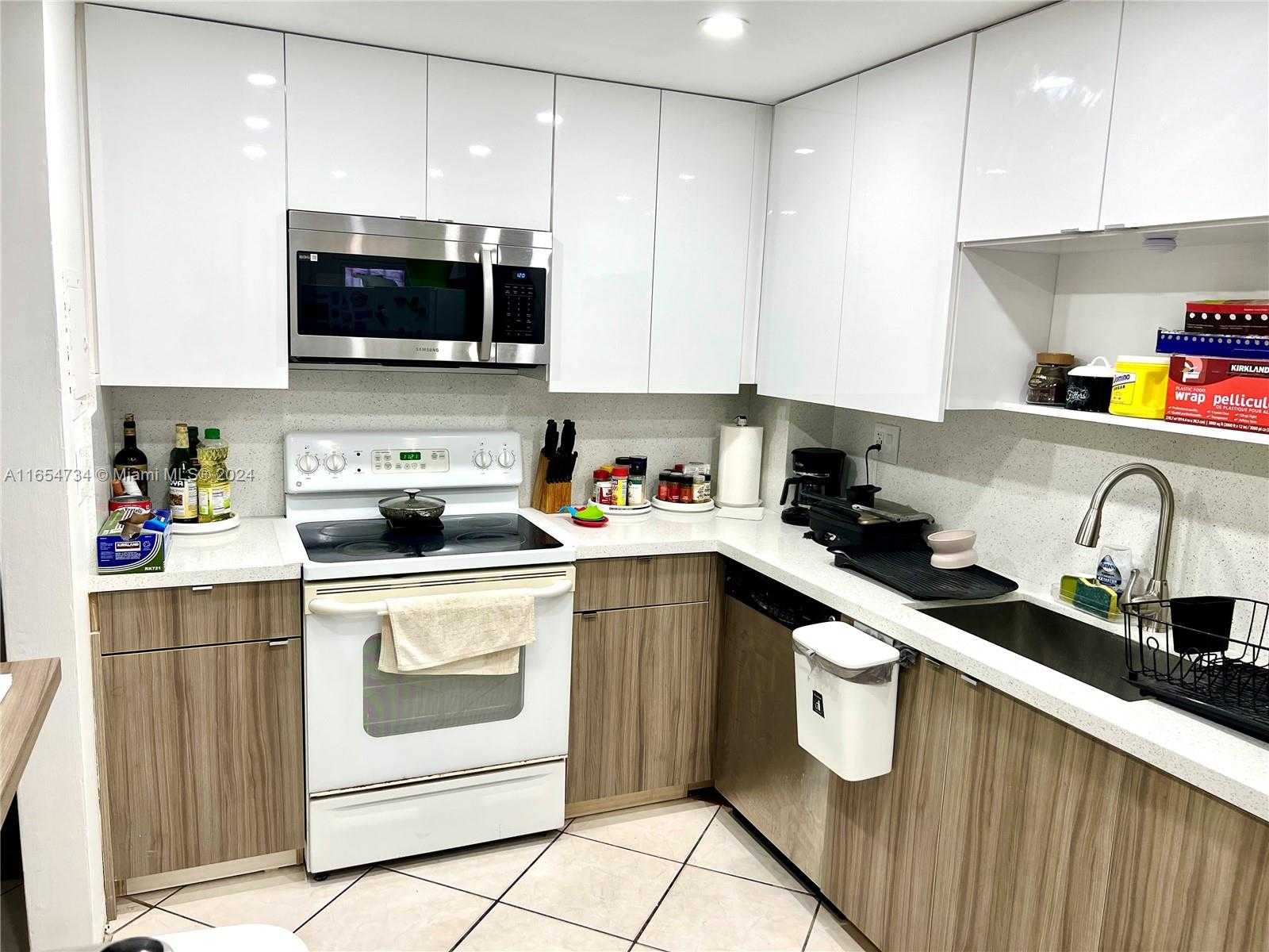 Small Image of 12590 NORTH EAST 16TH AVE #210, North Miami Number 2