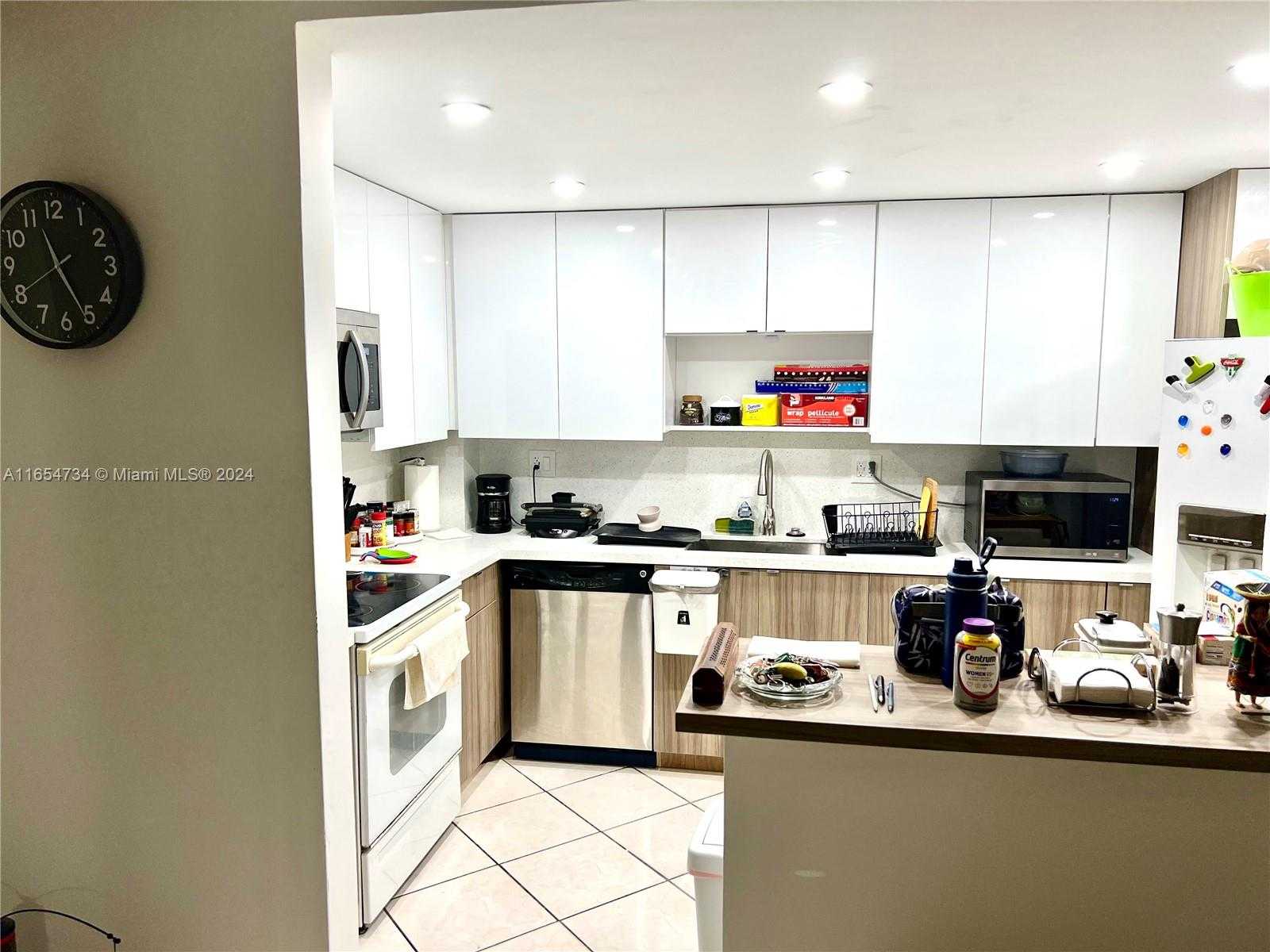 Small Image of 12590 NORTH EAST 16TH AVE #210, North Miami Number 4