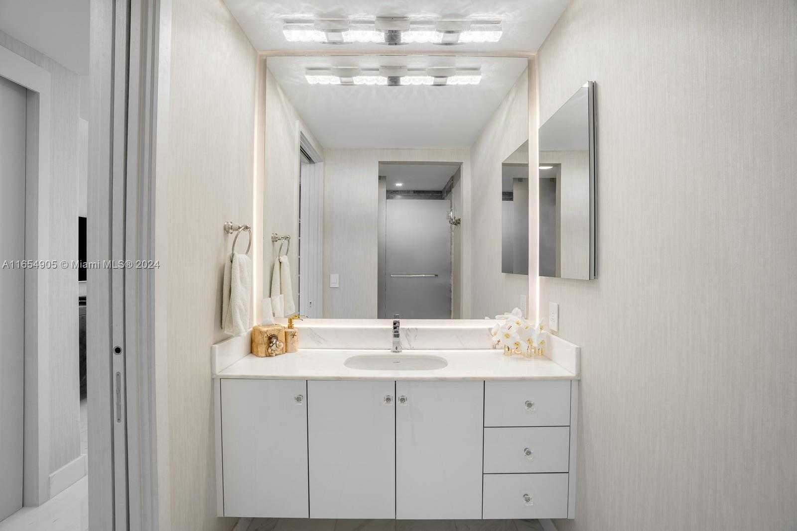 Small Image of 10203 COLLINS AVE #801, Bal Harbour Number 9
