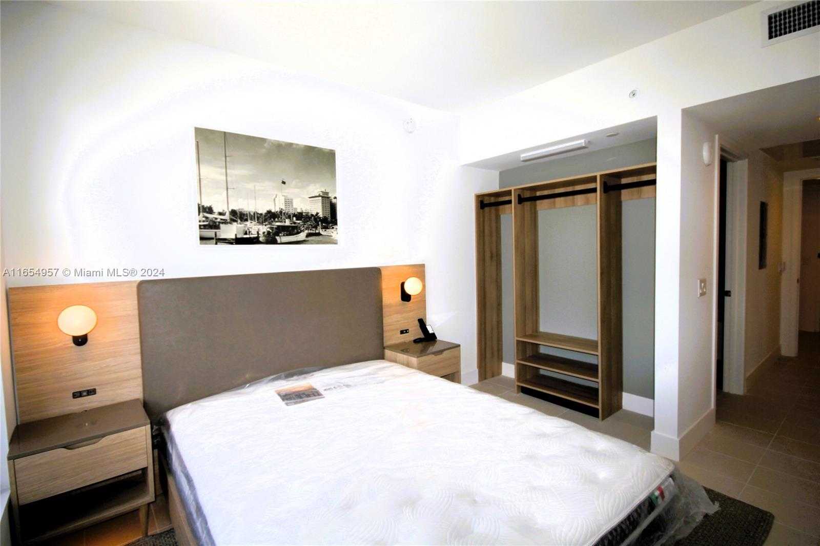 Small Image of 601 NORTH EAST 1 AVE #4015, Miami Number 15
