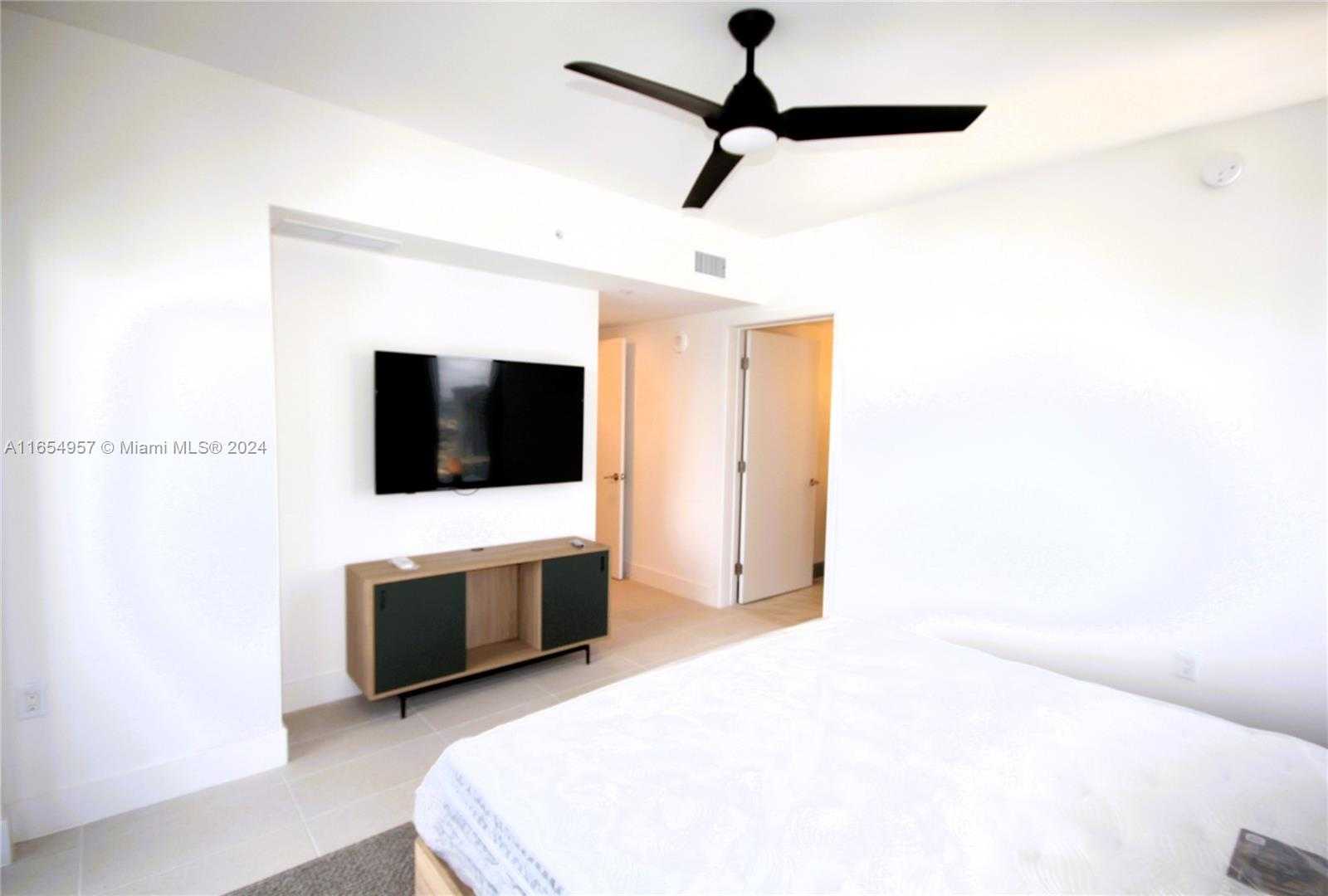 Small Image of 601 NORTH EAST 1 AVE #4015, Miami Number 7