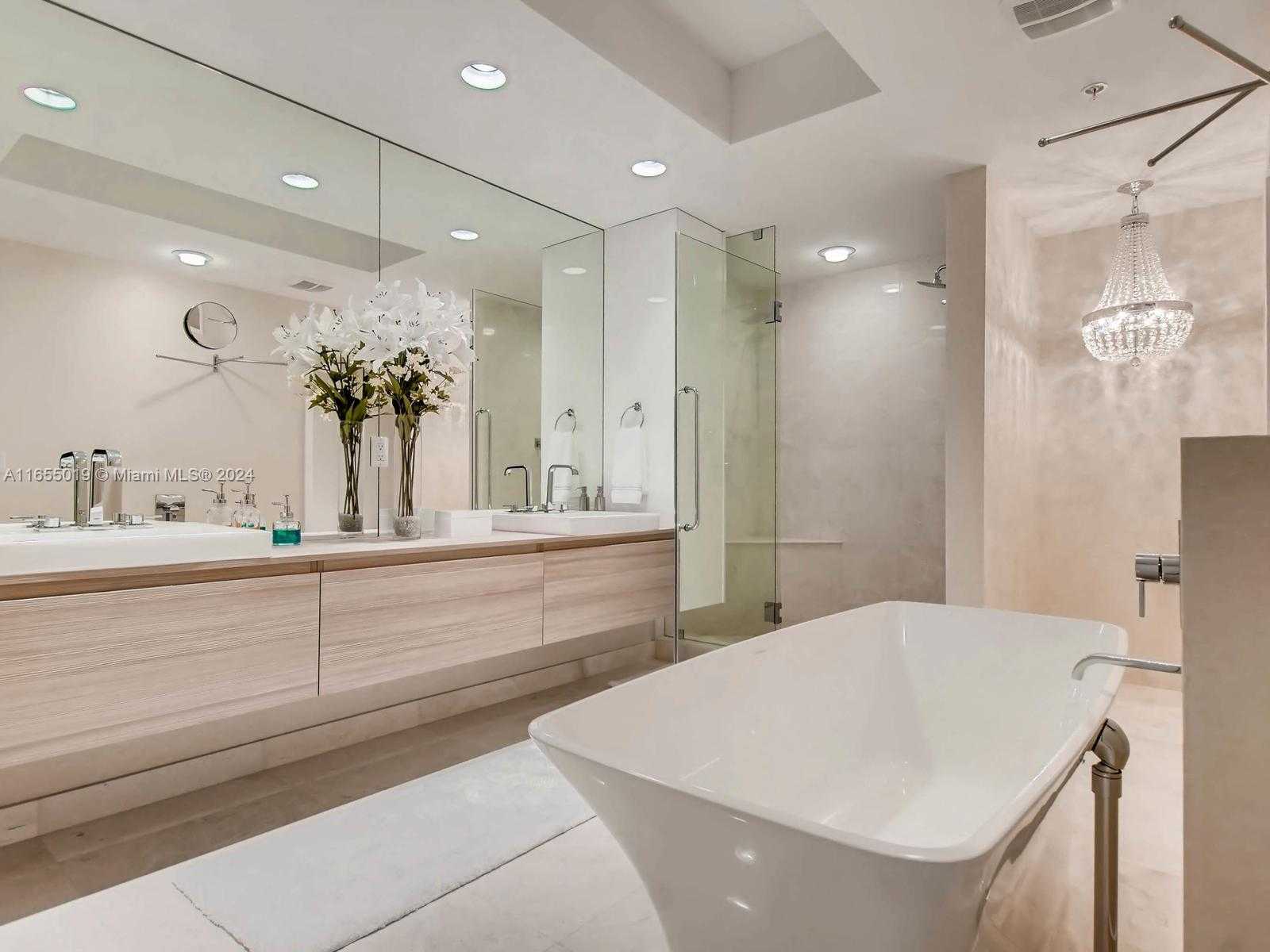 Small Image of 17301 BISCAYNE BLVD #2306, North Miami Beach Number 15