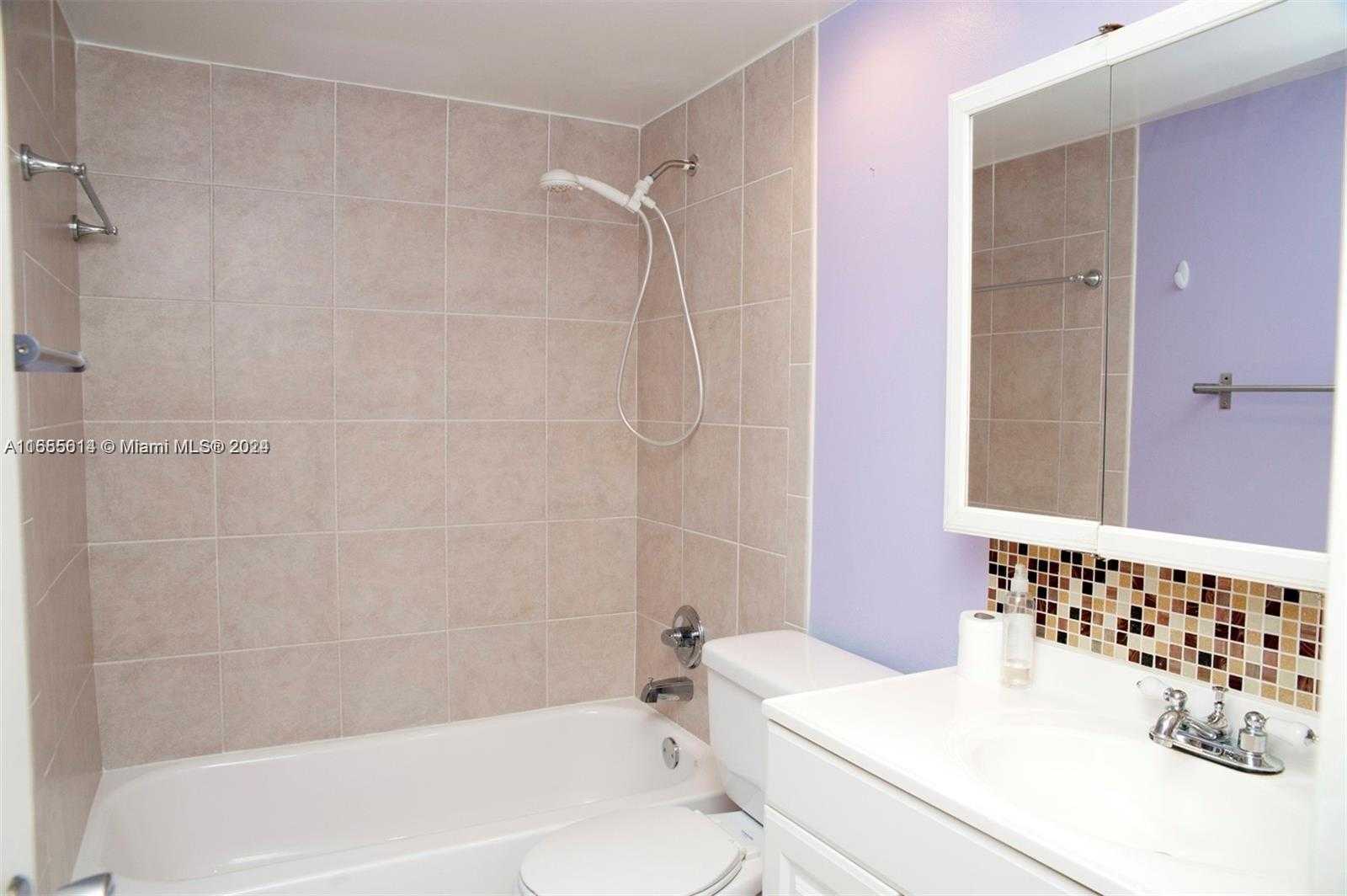 Small Image of 300 LAYNE BLVD #215, Hallandale Beach Number 12