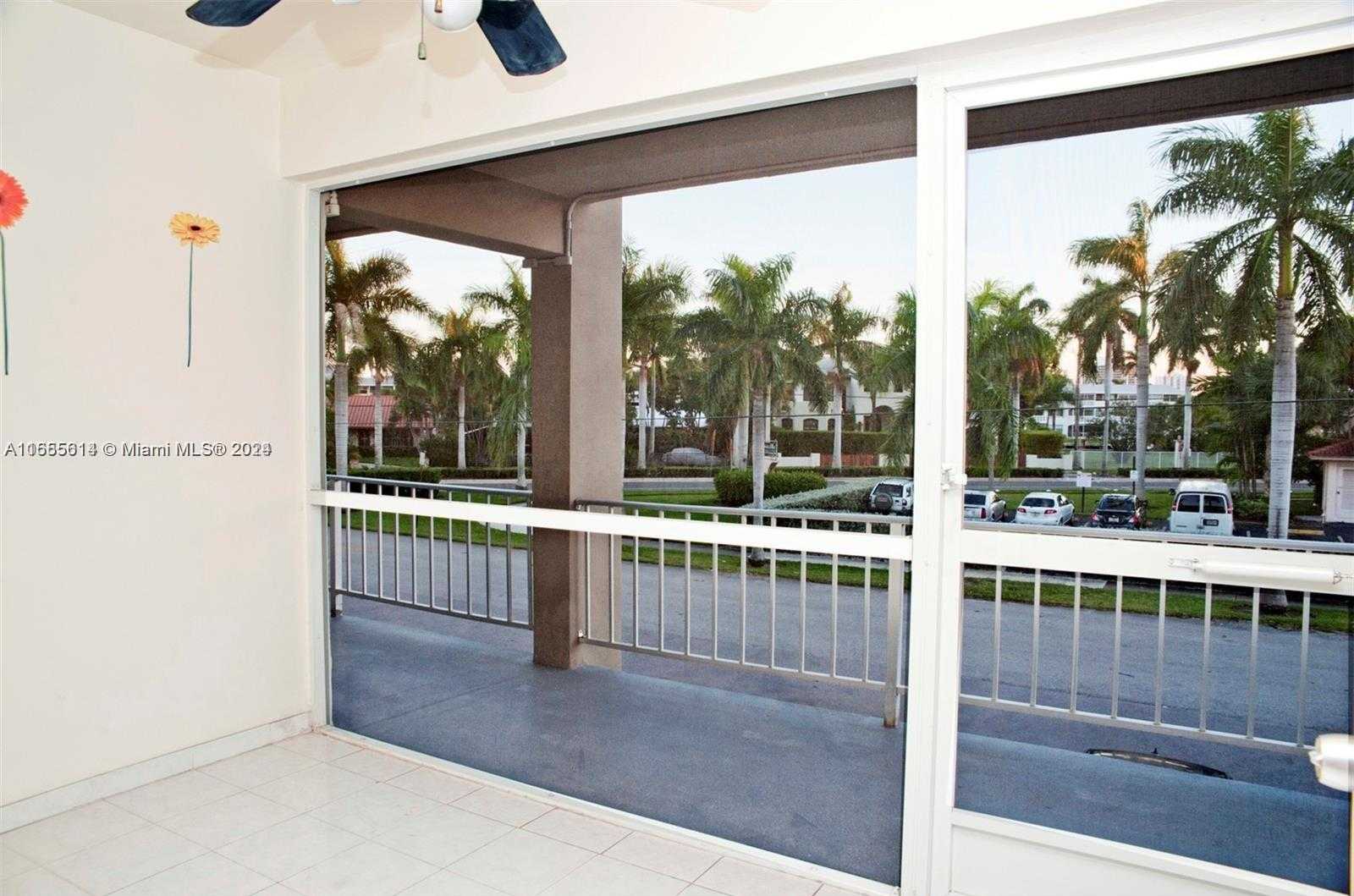 Small Image of 300 LAYNE BLVD #215, Hallandale Beach Number 15
