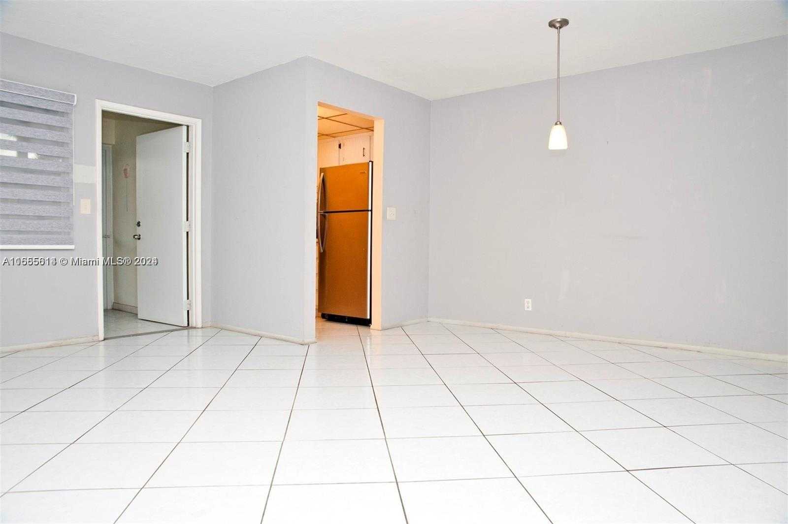 Small Image of 300 LAYNE BLVD #215, Hallandale Beach Number 3