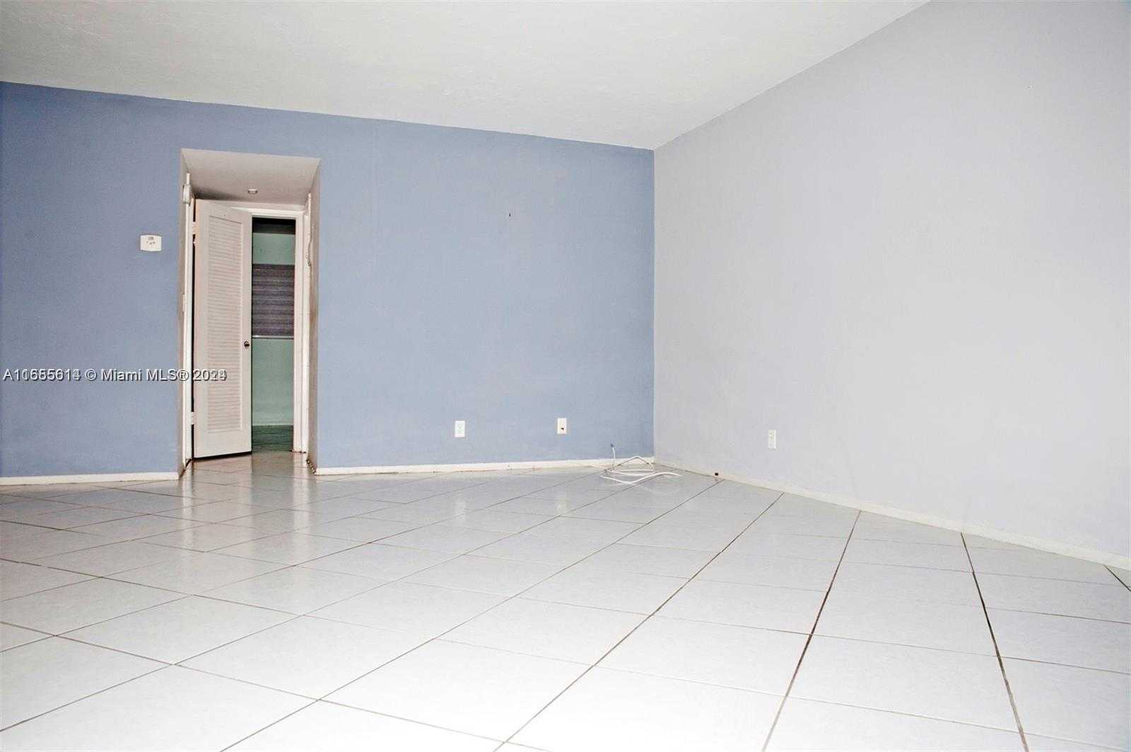 Small Image of 300 LAYNE BLVD #215, Hallandale Beach Number 5