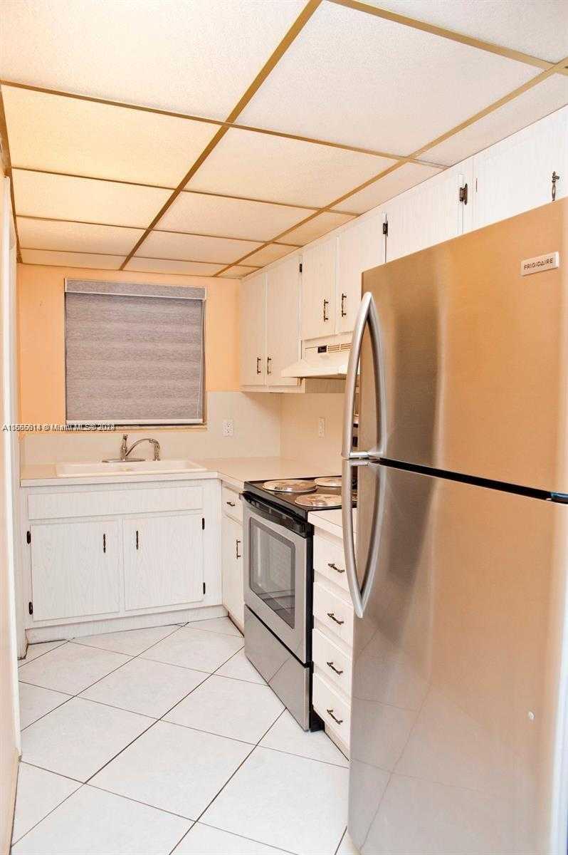 Small Image of 300 LAYNE BLVD #215, Hallandale Beach Number 7