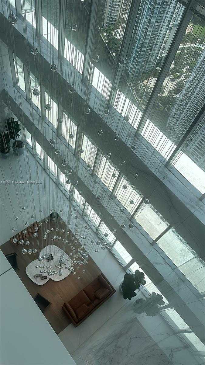 Small Image of 300 BISCAYNE BLVD WAY #1909, Miami Number 15