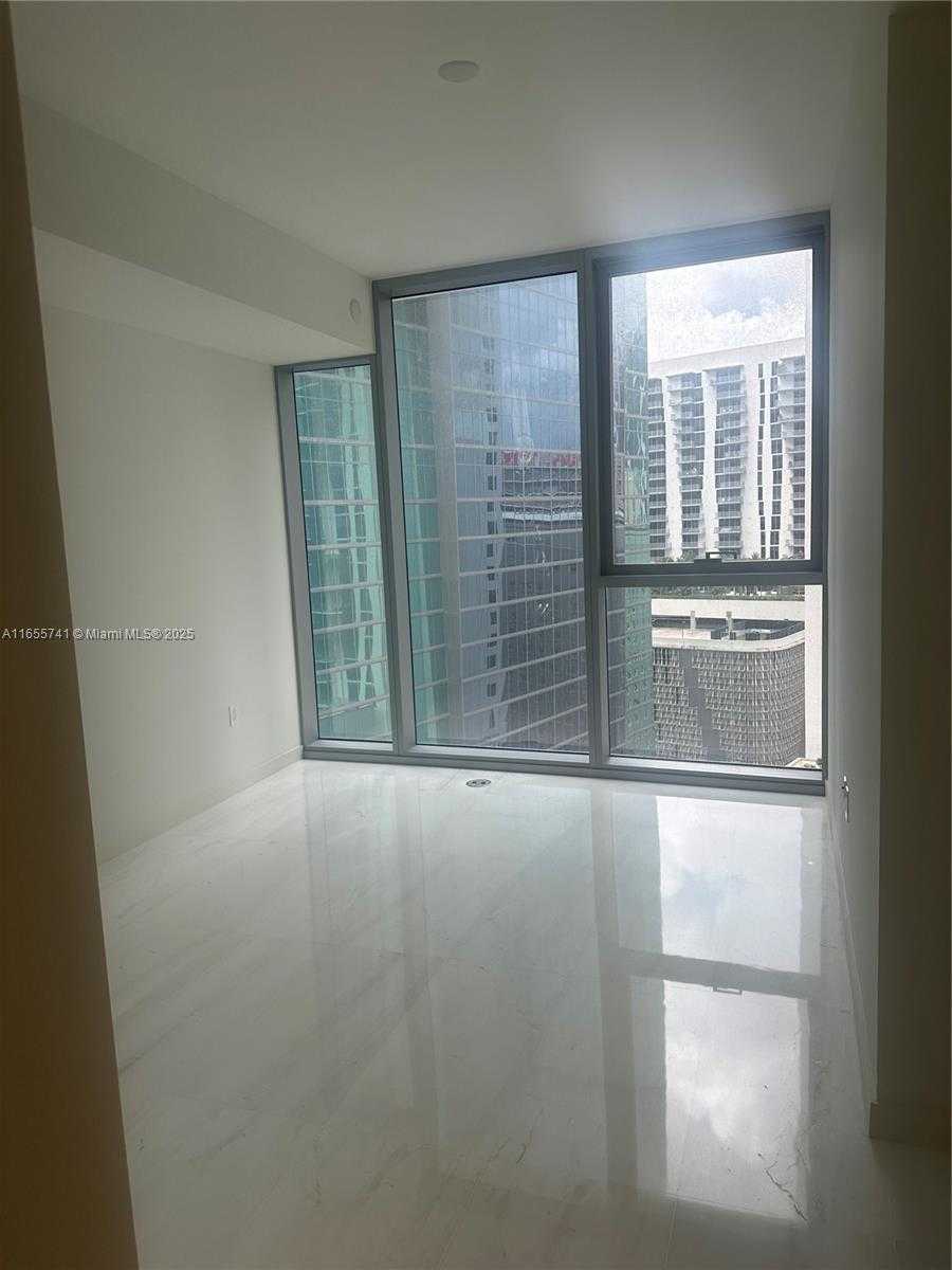 Small Image of 300 BISCAYNE BLVD WAY #1909, Miami Number 39
