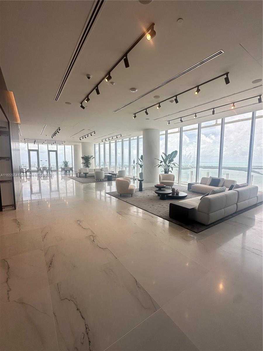 Small Image of 300 BISCAYNE BLVD WAY #1909, Miami Number 43