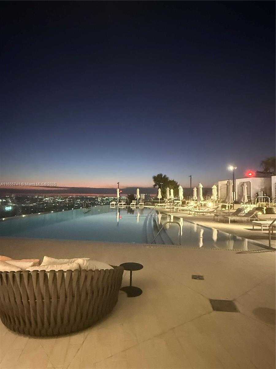 Small Image of 300 BISCAYNE BLVD WAY #1909, Miami Number 49