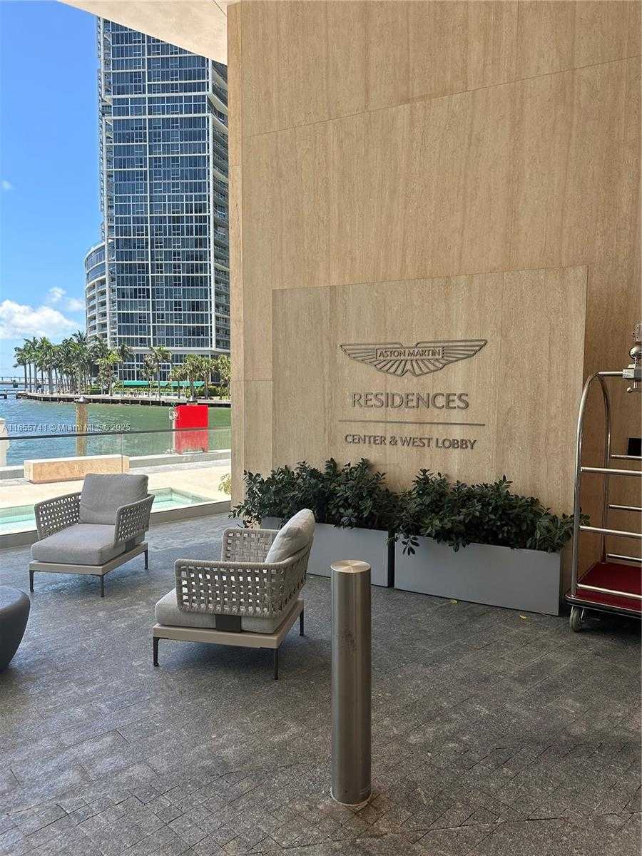 Small Image of 300 BISCAYNE BLVD WAY #1909, Miami Number 5