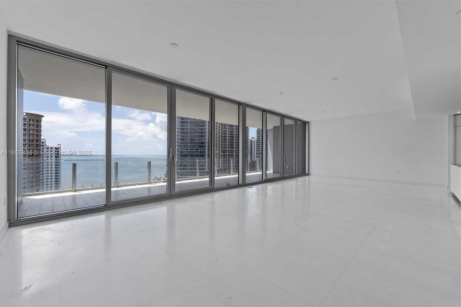 Small Image of 300 BISCAYNE BLVD WAY #2702, Miami Number 12