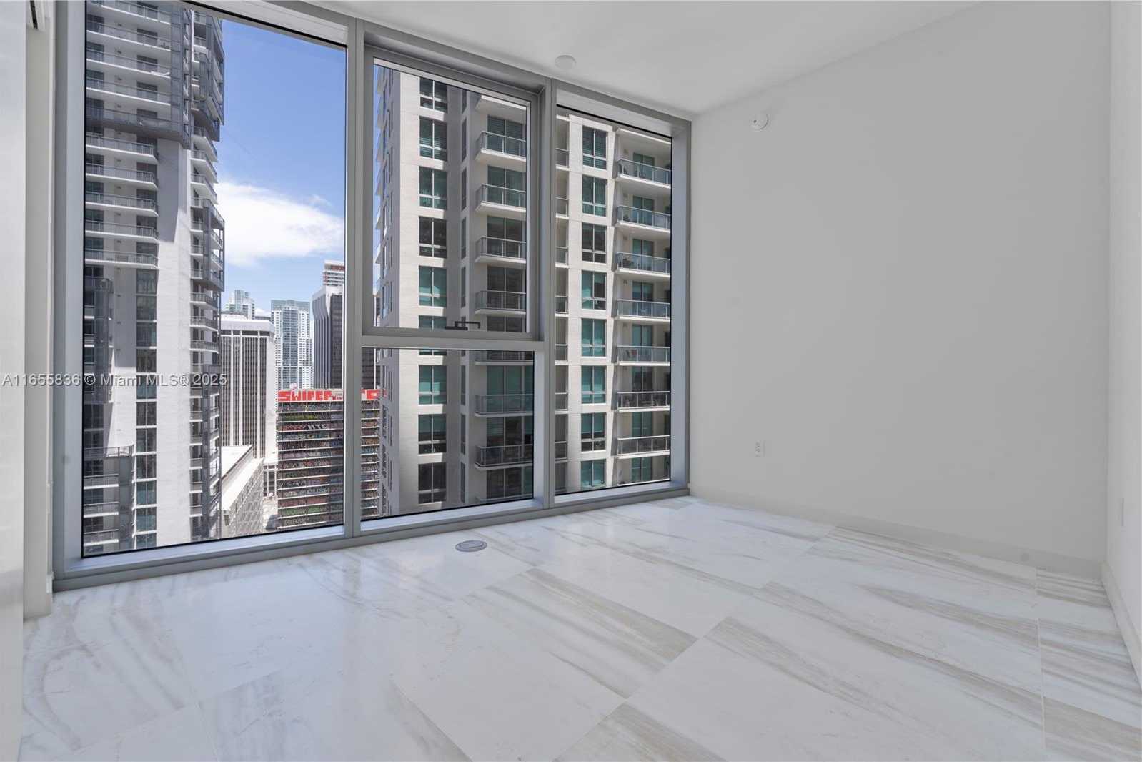 Small Image of 300 BISCAYNE BLVD WAY #2702, Miami Number 36