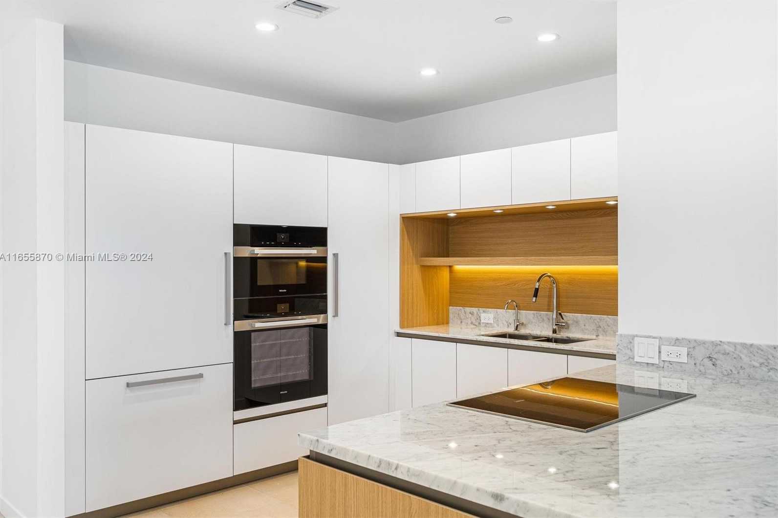 Small Image of 1135 103 ST #202, Bay Harbor Islands Number 11