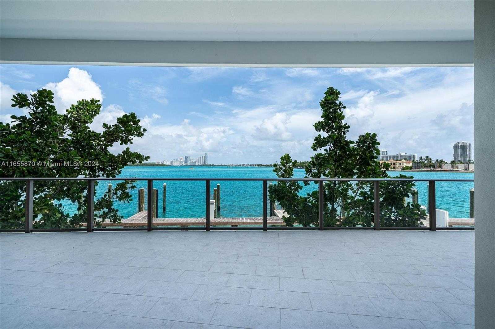 Small Image of 1135 103 ST #202, Bay Harbor Islands Number 17