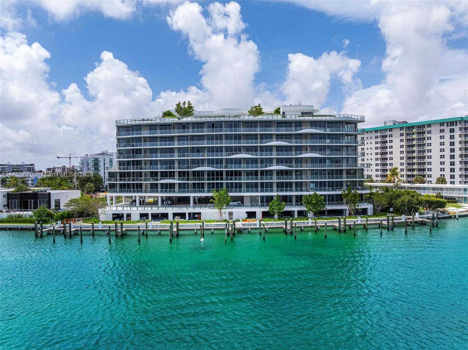 Small Image of 1135 103 ST #202, Bay Harbor Islands Number 34