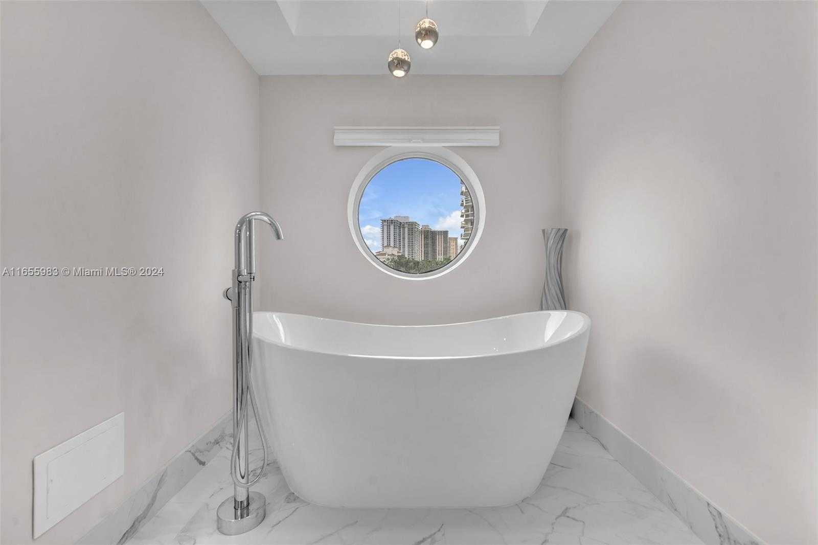 Small Image of 20191 EAST COUNTRY CLUB DR #601, Aventura Number 17