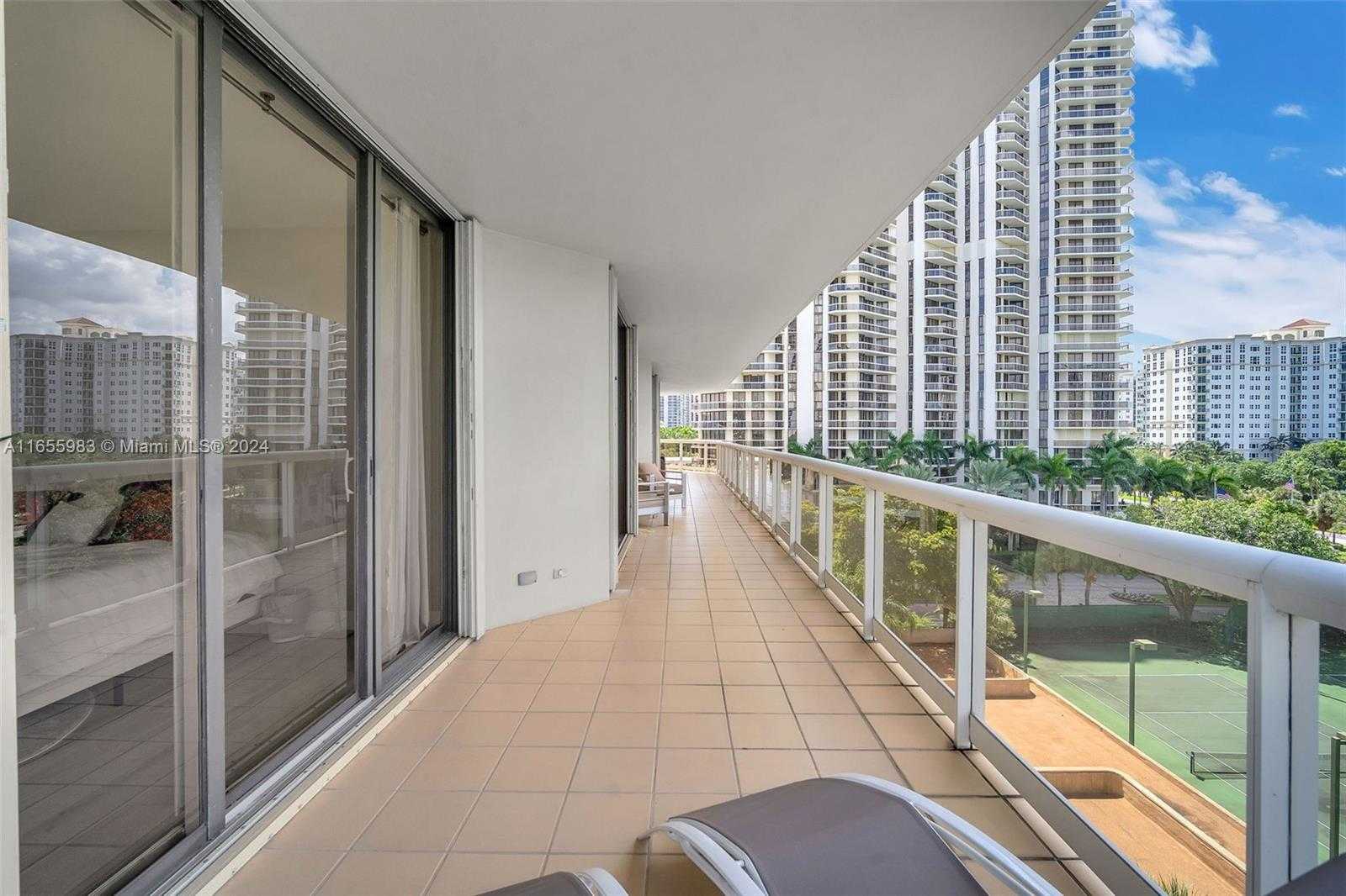 Small Image of 20191 EAST COUNTRY CLUB DR #601, Aventura Number 27